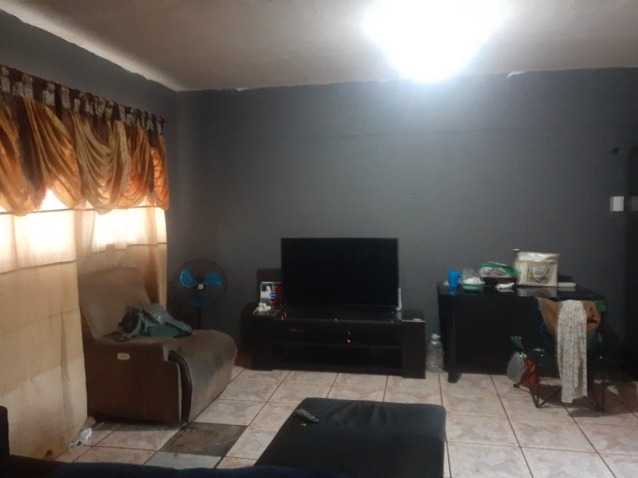 2 Bedroom Property for Sale in Sidwell Eastern Cape